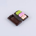 🍞Mini Wooden Bread Tray – 1:12 Scale Dollhouse Serving Board for Bakery & Food Scenes